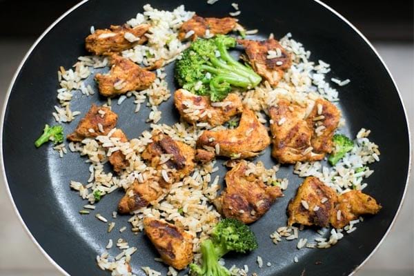 chicken broccoli and rice in a pan