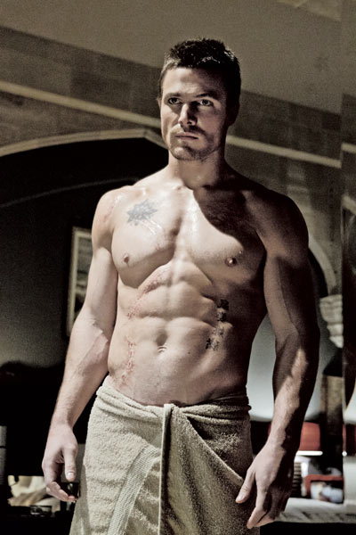 Stephen Amell arrow body